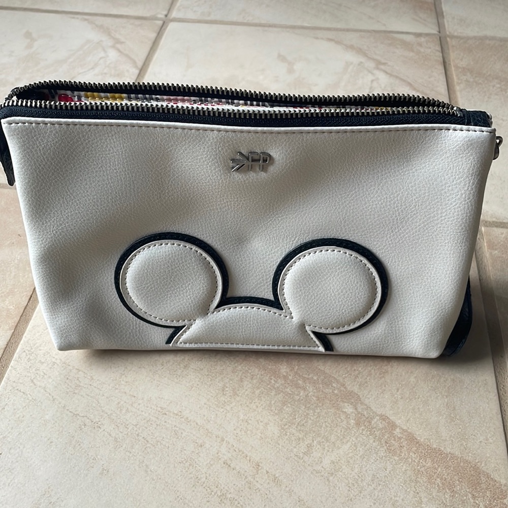Freshly picked Disney wristlet